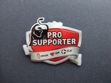 Pro supporter drink fair play voetbal